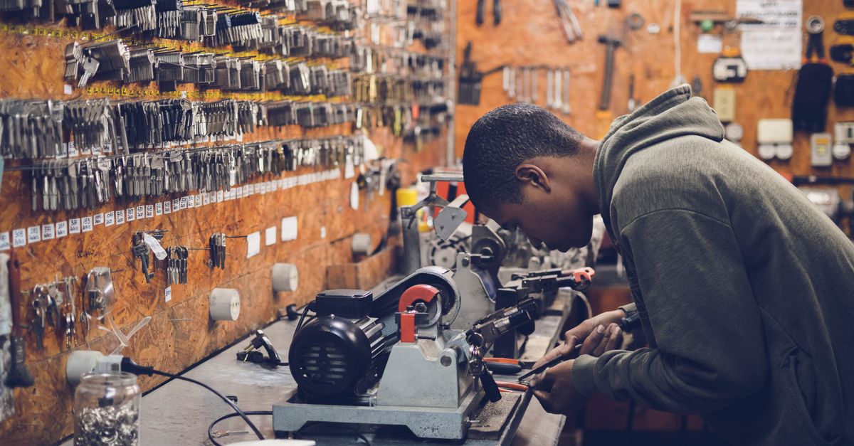 key maker professional — Seal Beach CA Locksmith