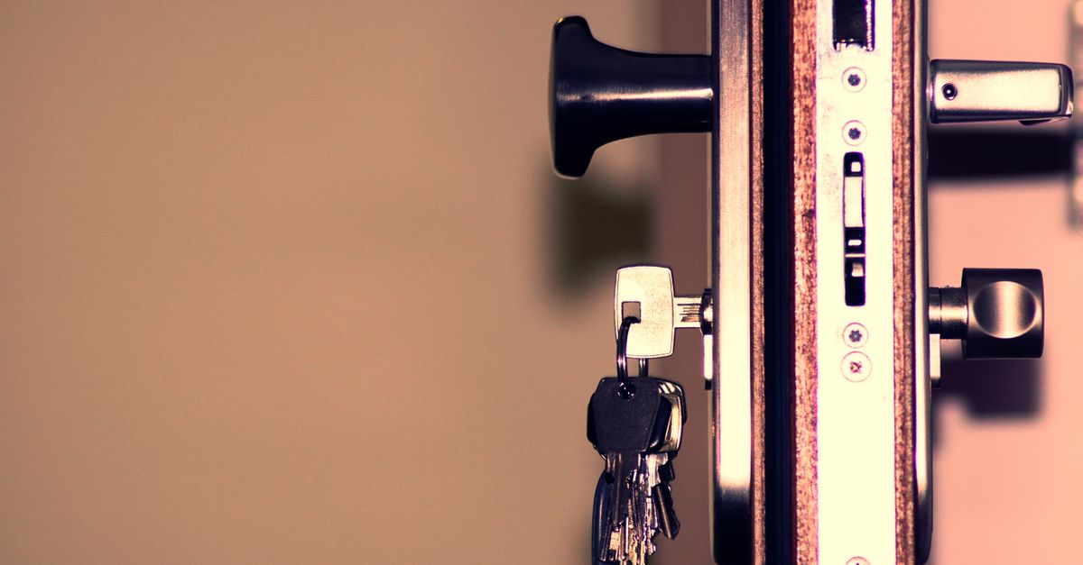 locksmith service technician — Seal Beach CA Locksmith